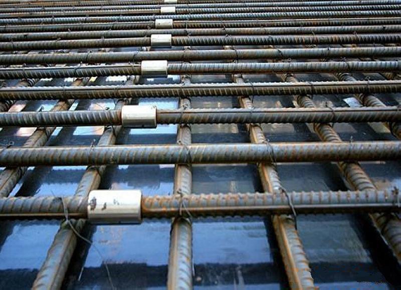 遵化为什么建楼房时，要在钢筋上加一排小圆环？原来作用这么大